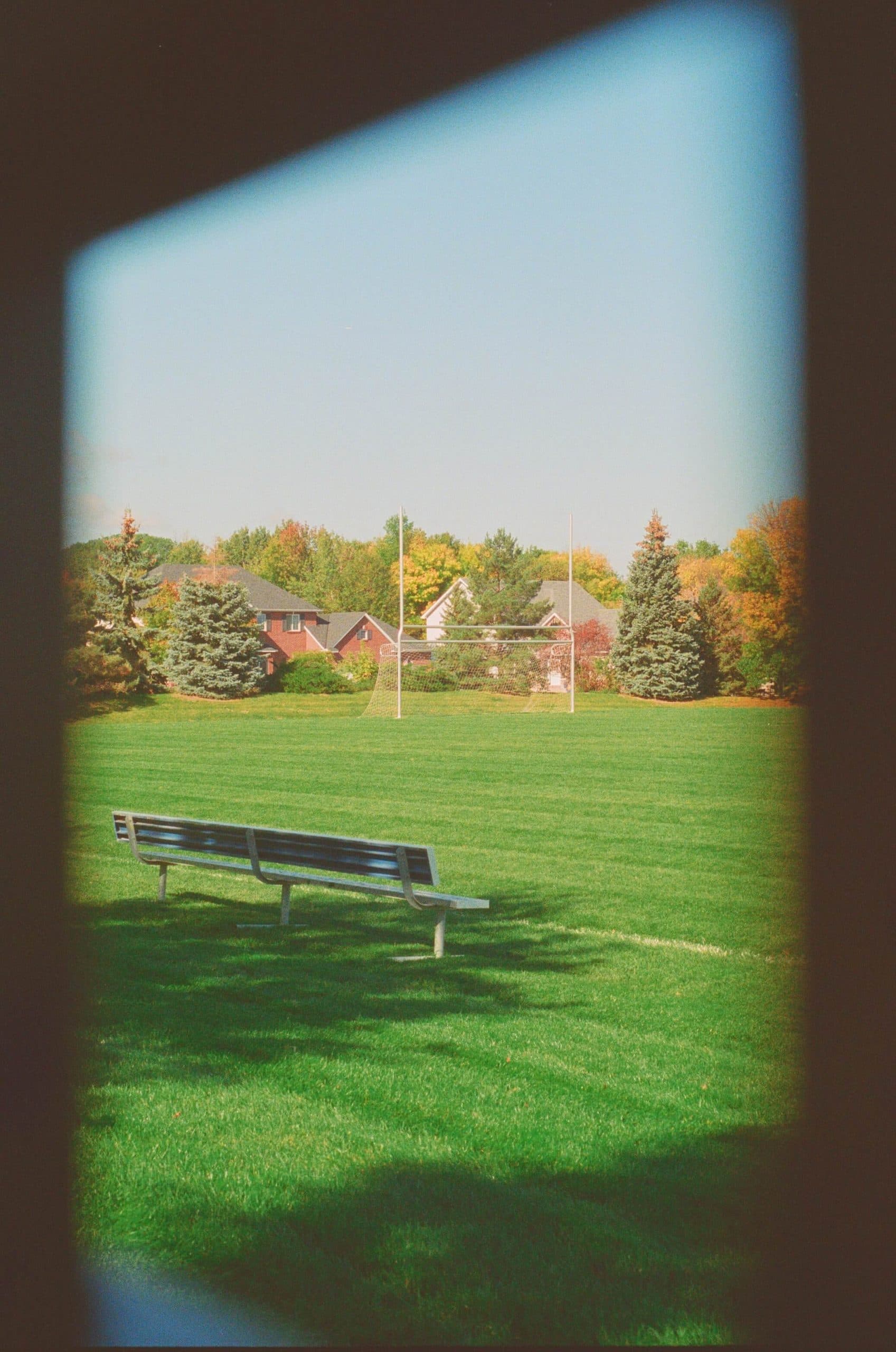 Film photograph by Austin Zhang, shot on Lomography Color Negative 800