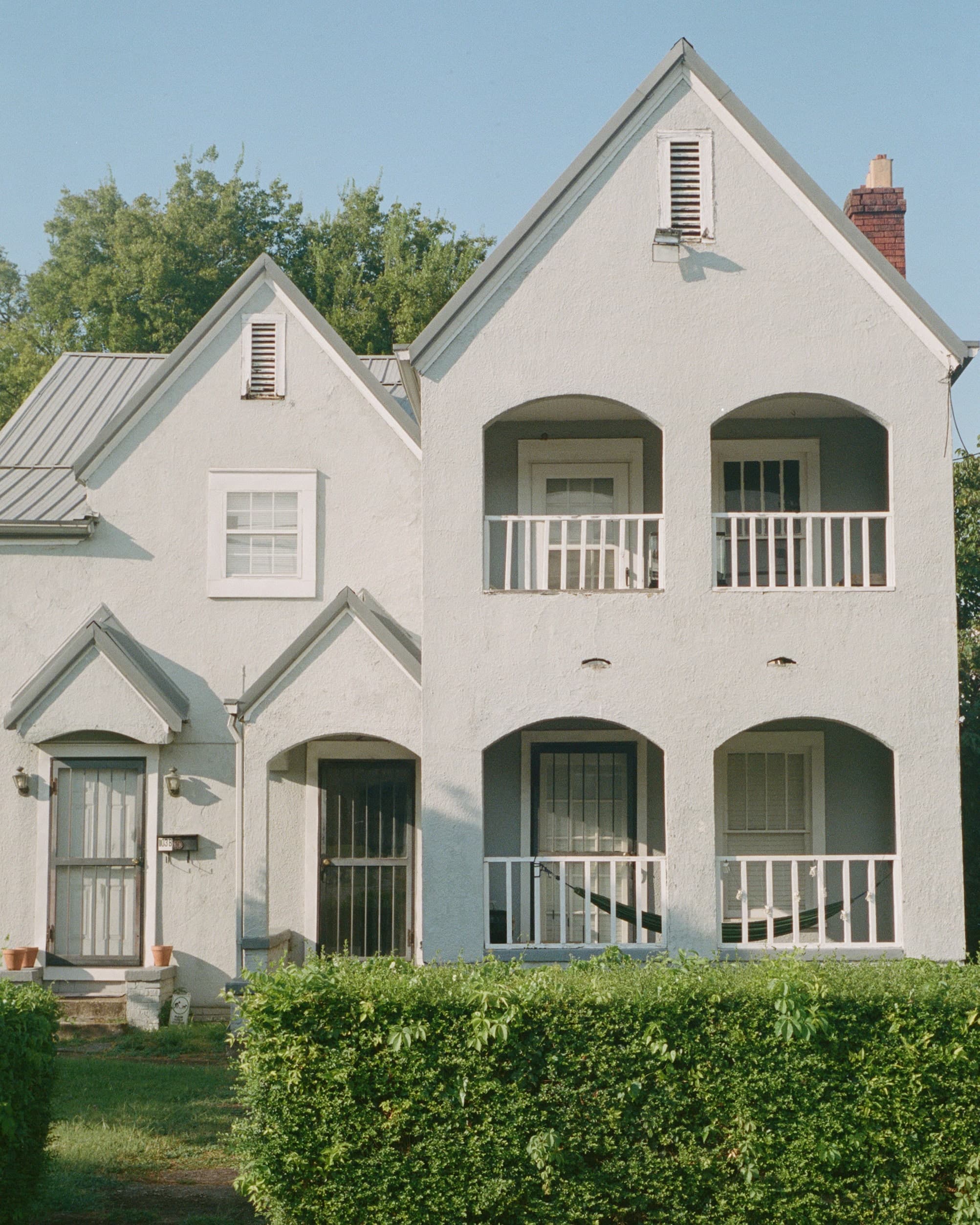 Film photograph by Graham Stauffer, shot on Kodak Gold 200